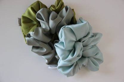 The Scrunchie Flourish