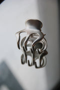 The Bold Hair Clip