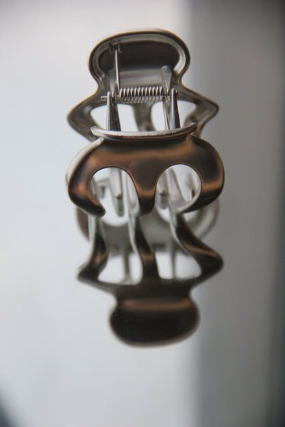 The Bold Hair Clip