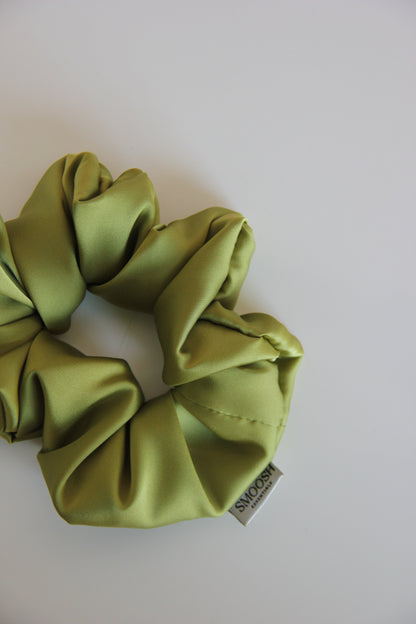 The Scrunchie Flourish