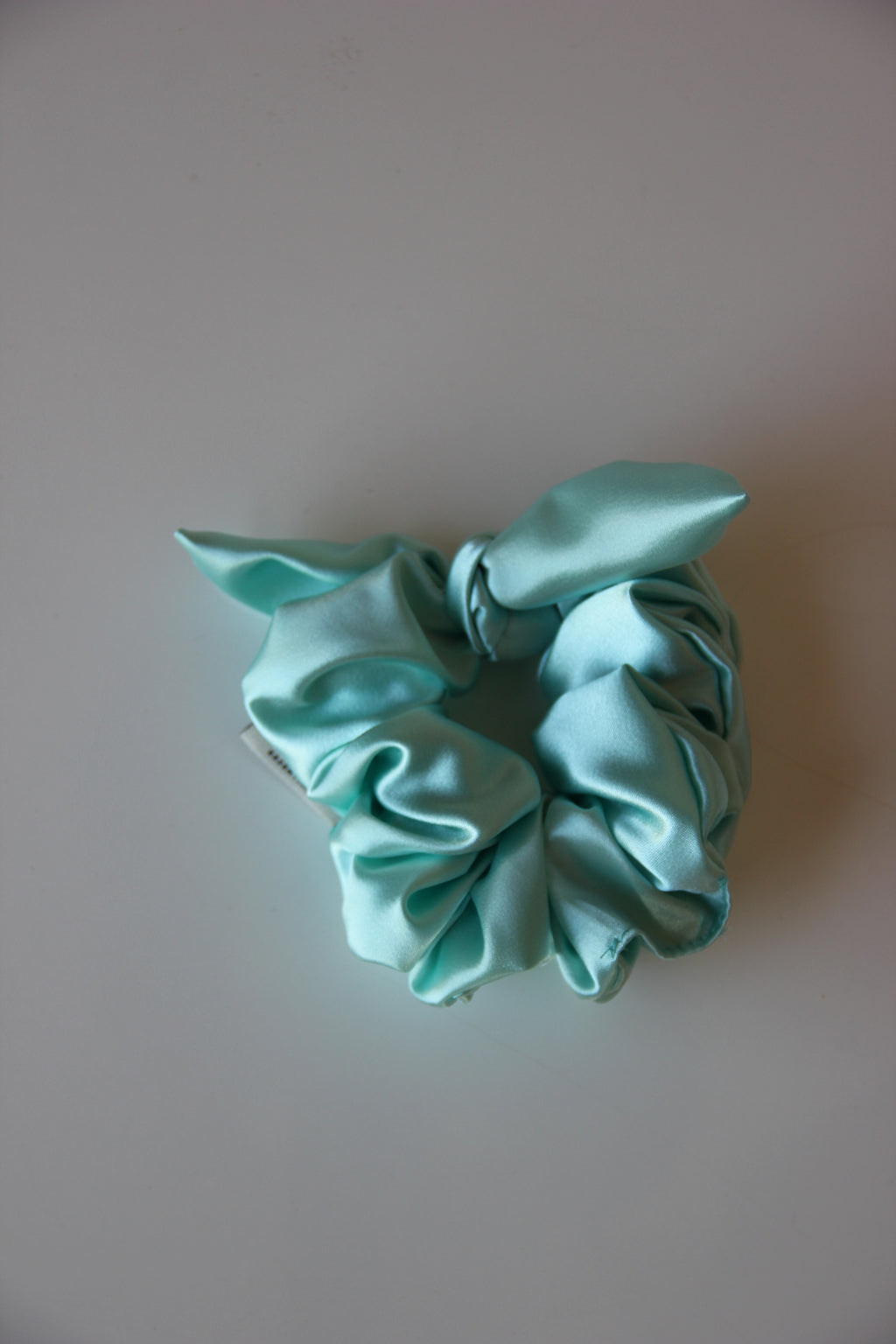 O scrunchie de coelhinho
